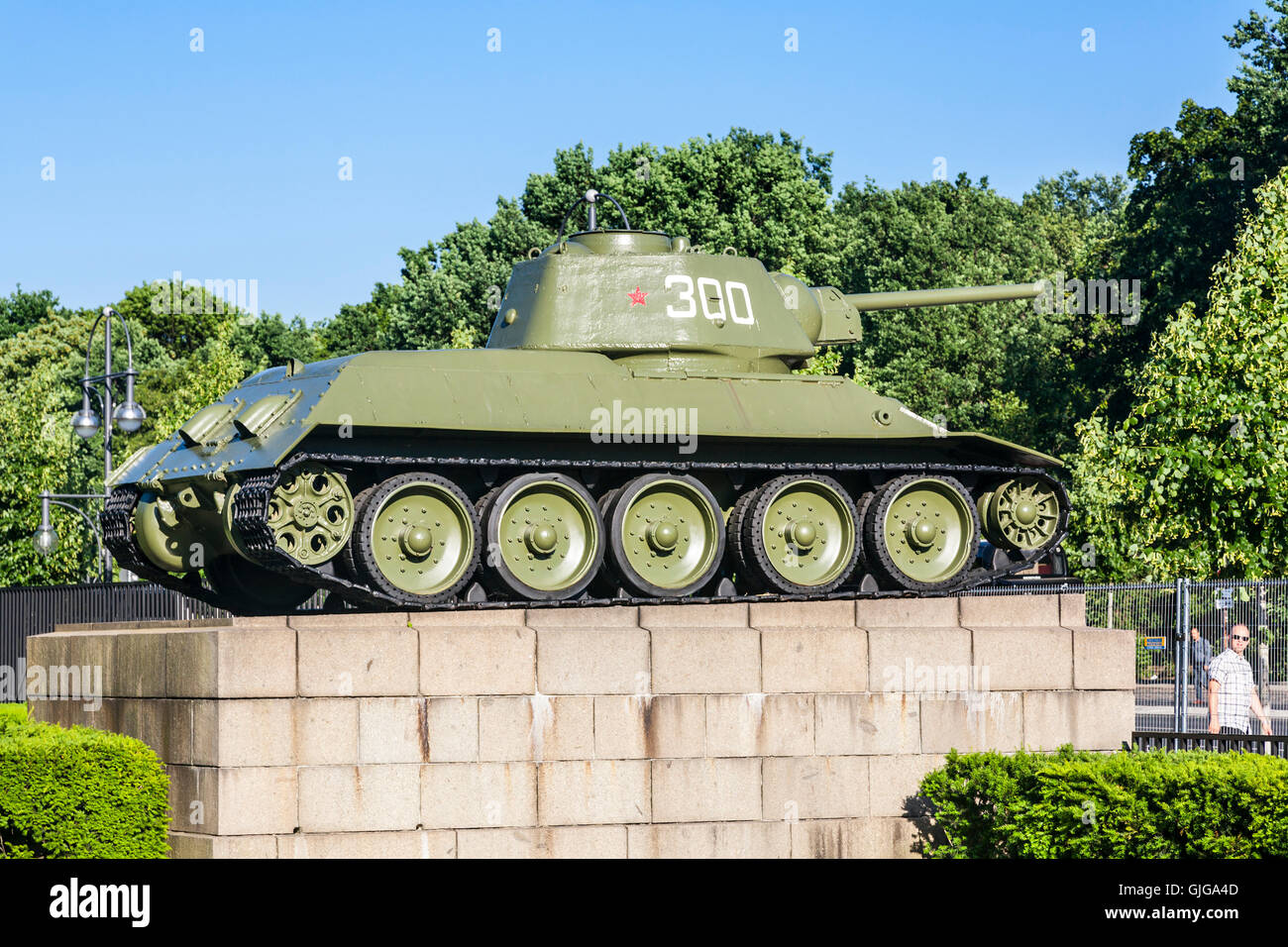 WW2 T-34 Tank at the Soviet War Memorial, Tiergarten, Berlin, Germany. Stock Photo