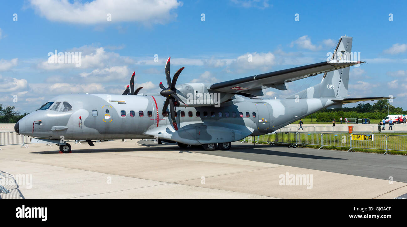 Twinturboprop tactical military transport aircraft EADS CASA C295M