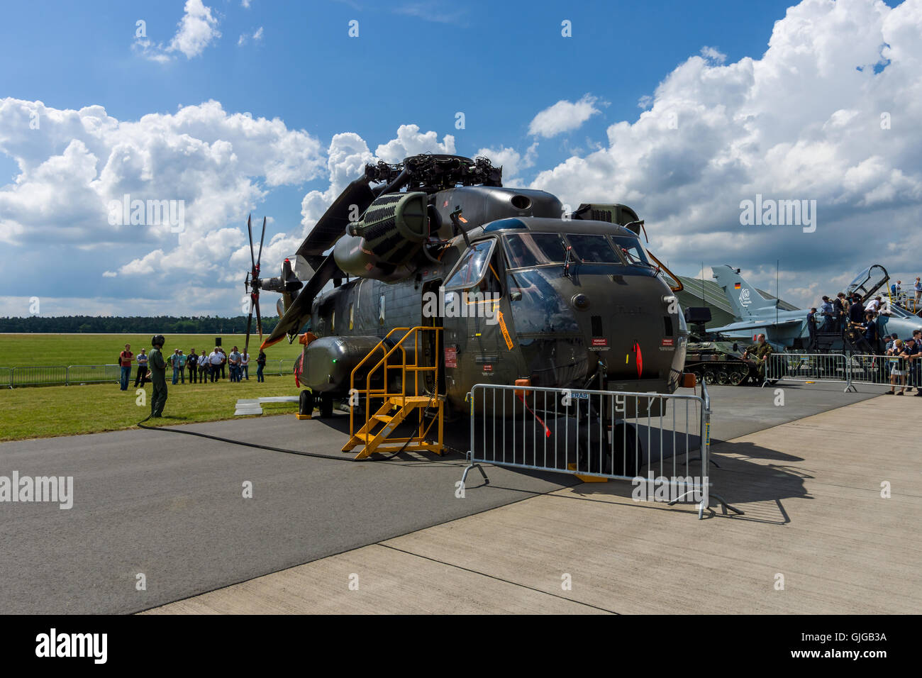 Heavy Lift Cargo Helicopter Sikorsky Ch 53 Sea Stallion German Army Bundeswehr Stock Photo Alamy