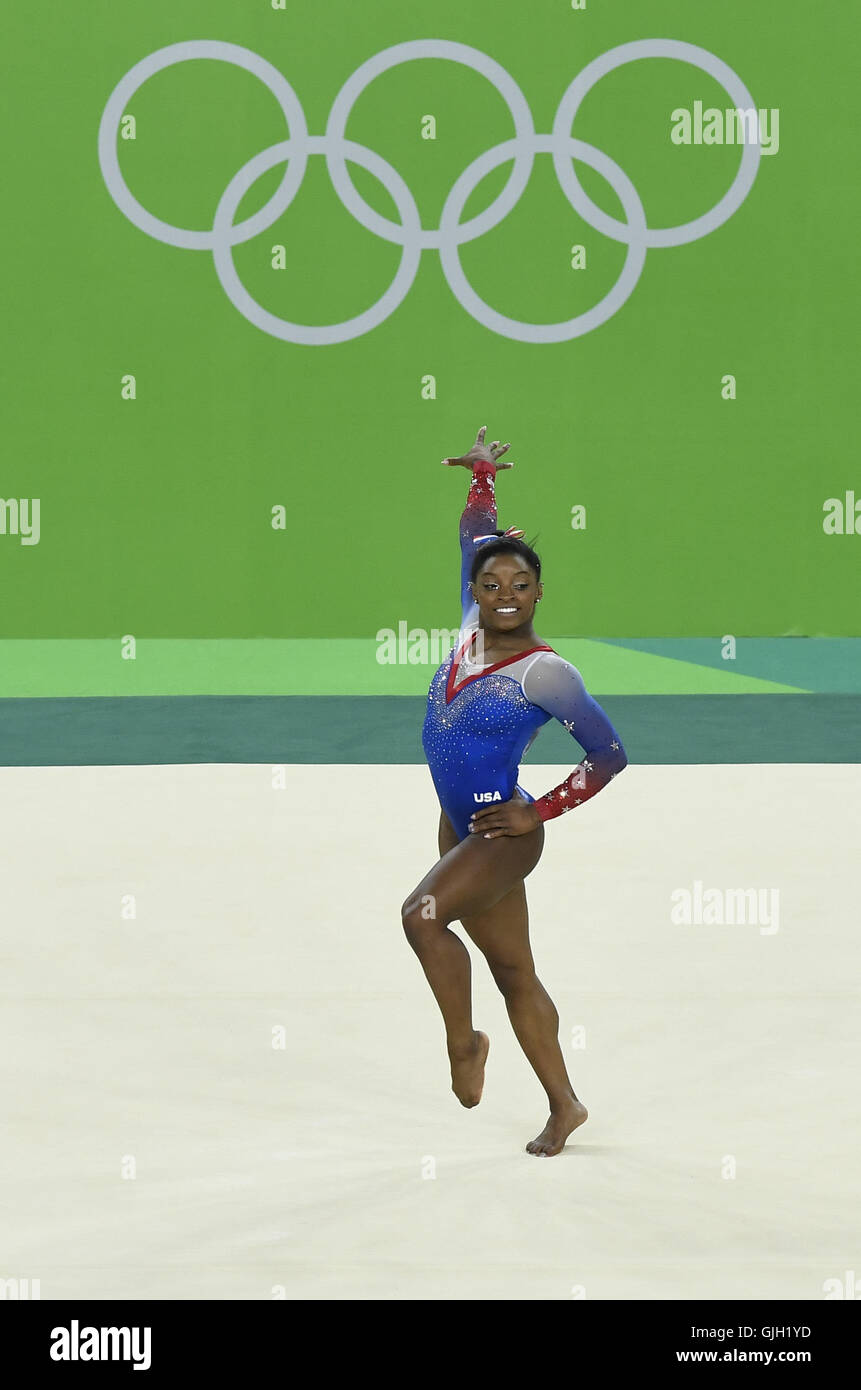 Rio De Janeiro, Brazil. 16th Aug, 2016. Simone Biles of the United States of America competes during the women's floor exercise final of Artistic Gymnastics at the 2016 Rio Olympic Games in Rio de Janeiro, Brazil, on Aug. 16, 2016. Simone Biles won the gold medal. Credit:  Qi Heng/Xinhua/Alamy Live News Stock Photo