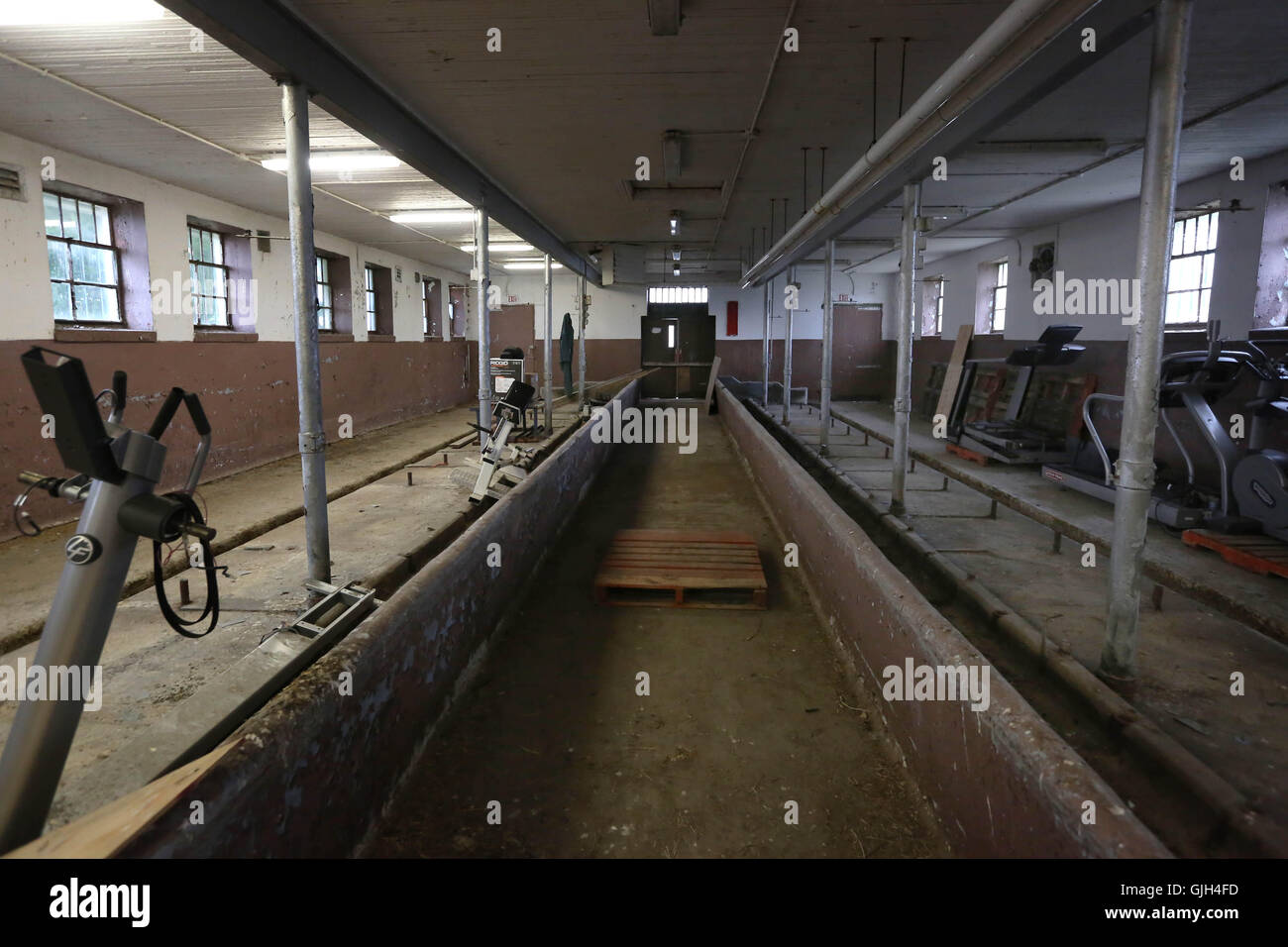 Collins bay institution hi res stock photography and images alamy