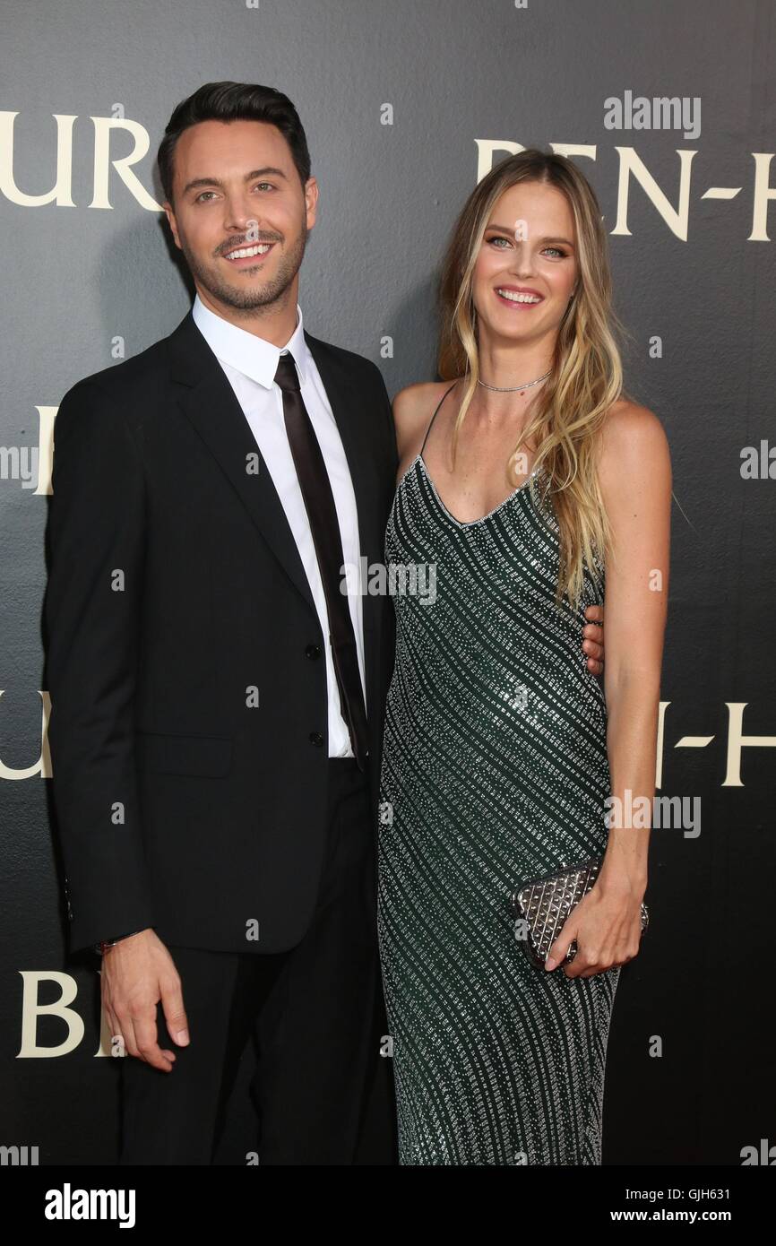 Los Angeles, CA, USA. 16th Aug, 2016. Jack Huston, Shannan Click at arrivals for BEN-HUR Premiere, TCL Chinese Theater IMAX, Los Angeles, CA August 16, 2016. Credit:  Priscilla Grant/Everett Collection/Alamy Live News Stock Photo