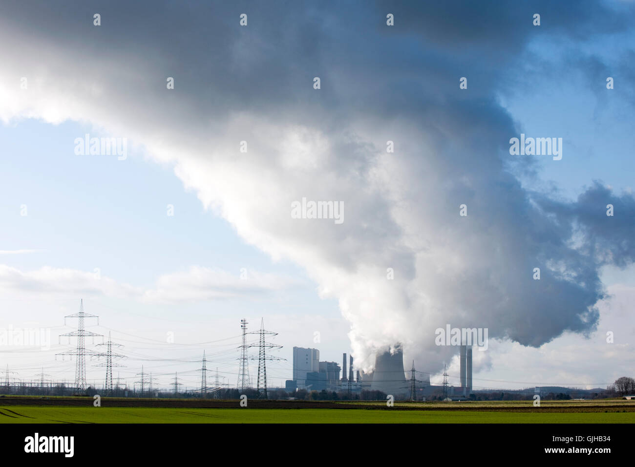 Fossil fueled power plant hi-res stock photography and images - Alamy