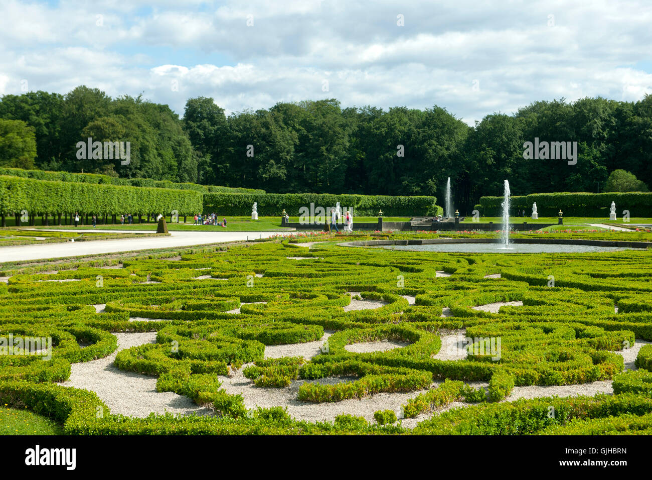 Deutschland, Brühl bei Köln, Schloss Augustusburg, Barockgarten. Die Gartenparterres stammen von Dominique Girard Stock Photo