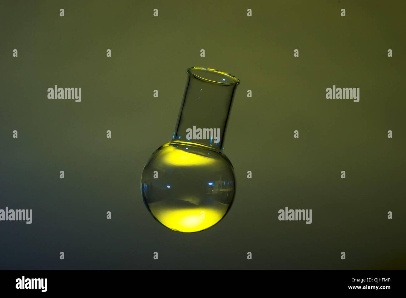 Round flask hires stock photography and images Alamy