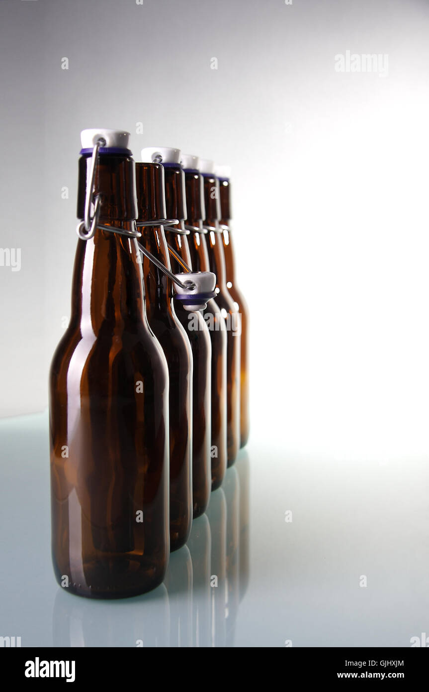 beer bottles lid Stock Photo Alamy