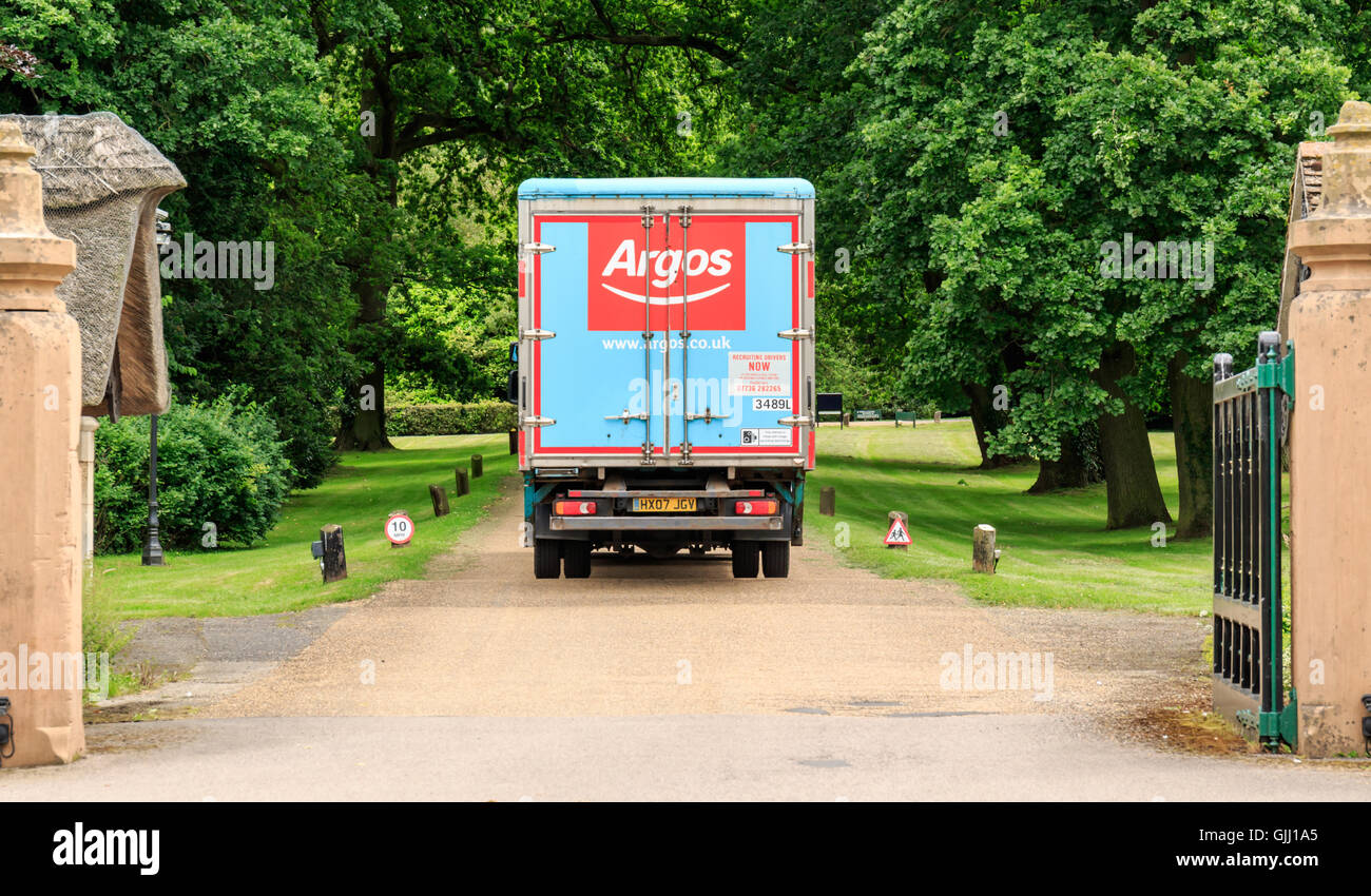 Argos delivery Stapleford Park Country House Hotel main entrance Melton Mowbray Leicestershire Stock Photo