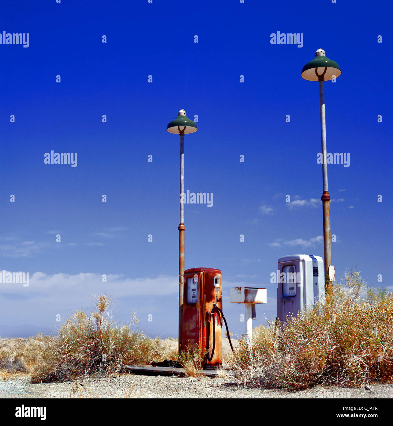 deserted gas station at the border of the desert, near the old Route 66 Stock Photo