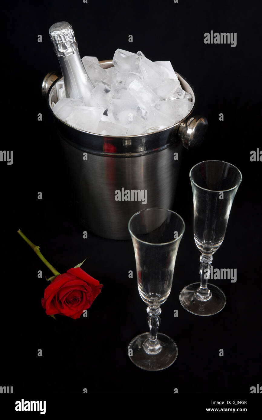 Champagne tubs hires stock photography and images Alamy