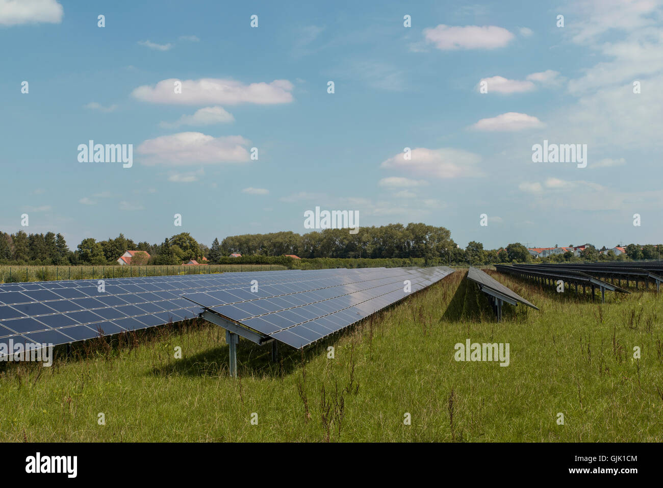 Solar power system hi-res stock photography and images - Alamy