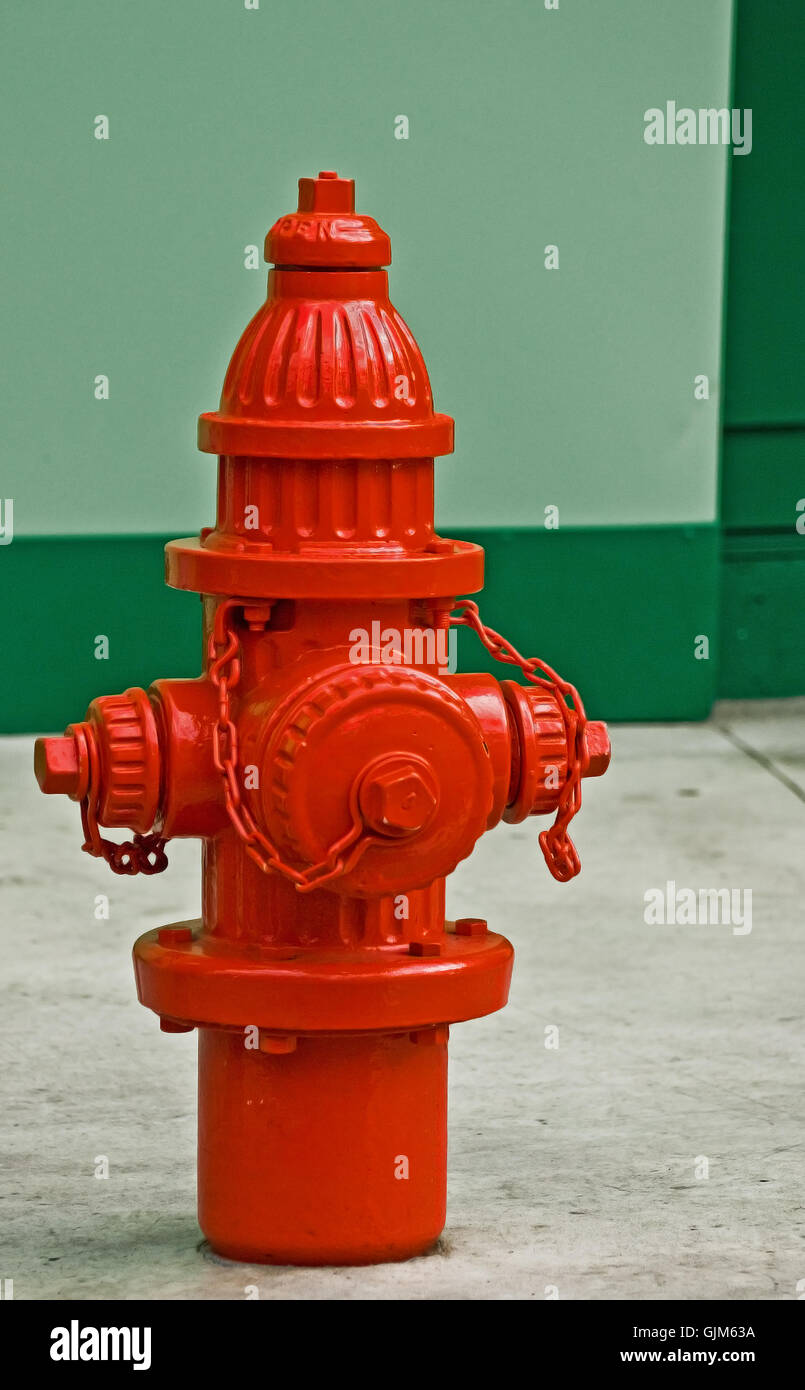 Fireplug fire signaling water firefighting hires stock photography and