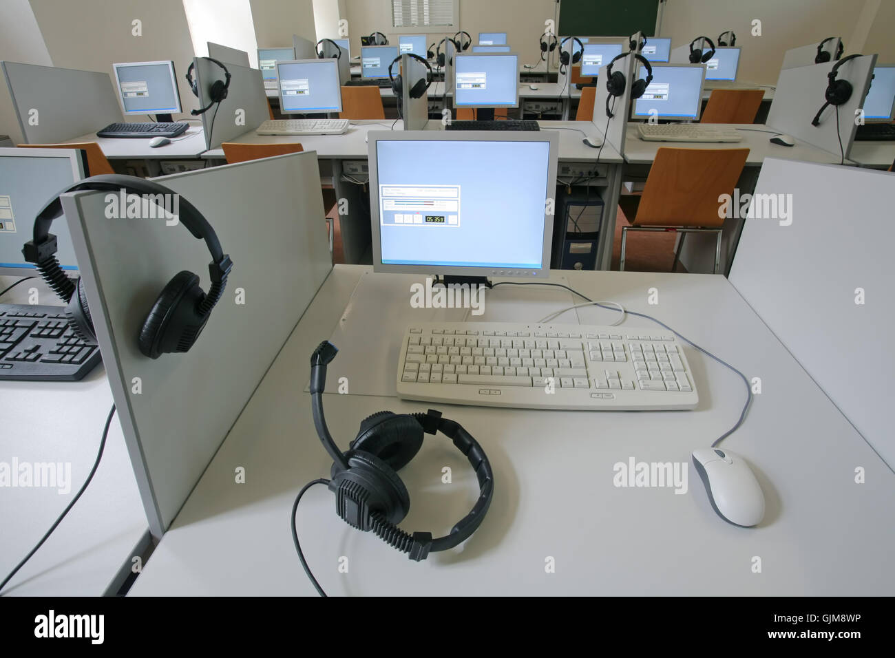 study learn university Stock Photo - Alamy