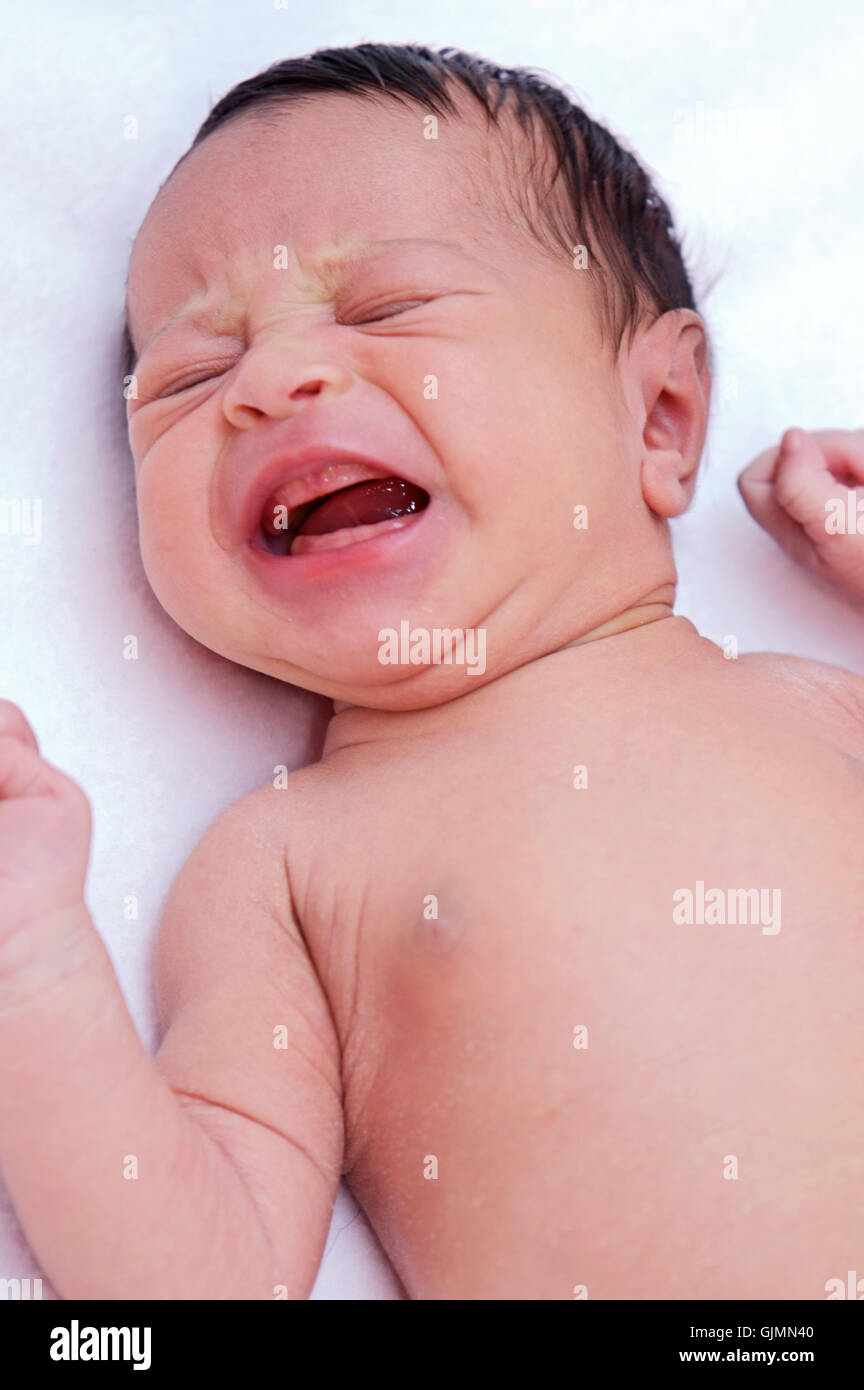 baby weep cry Stock Photo Alamy