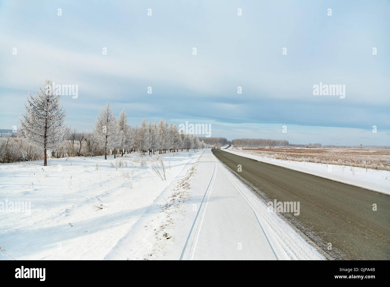 winter asphalt road Stock Photo - Alamy
