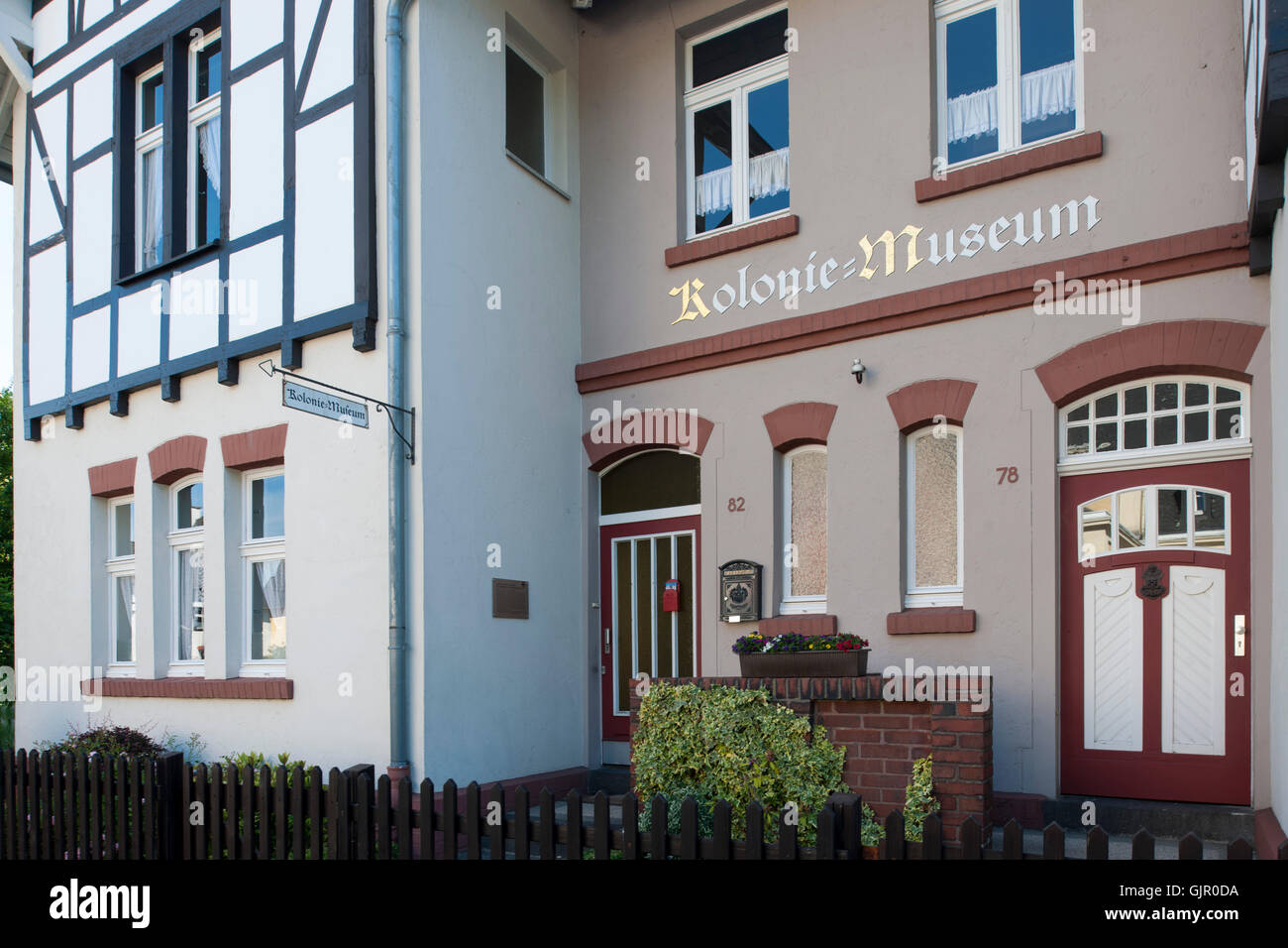 Deutschland, Leverkusen-Wiesdorf, Nobelstrasse, Kolonie-Museum Stock Photo