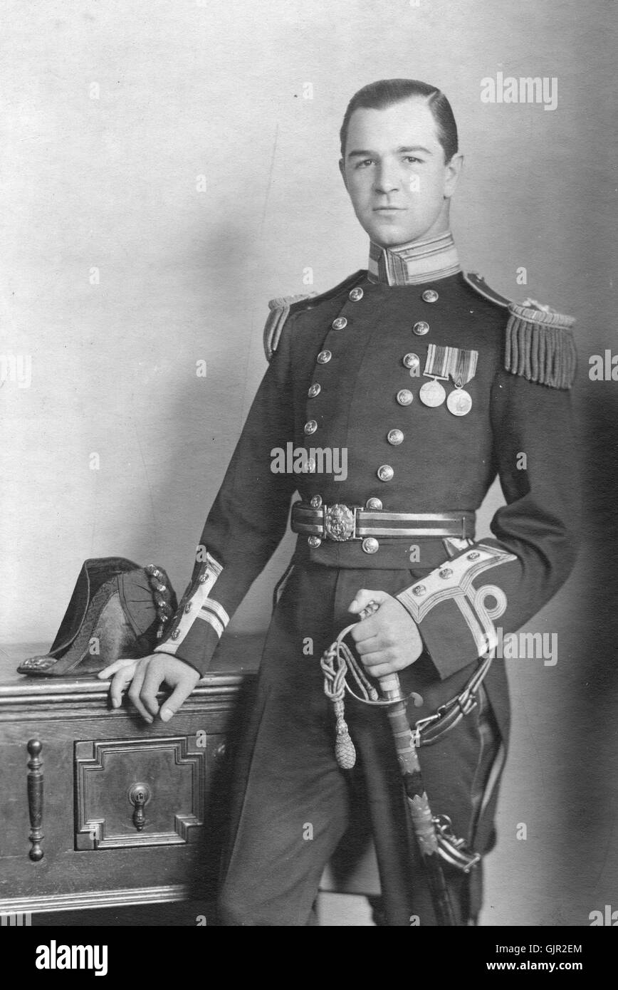 royal navy sailor. officer in full dress uniform Stock Photo Alamy