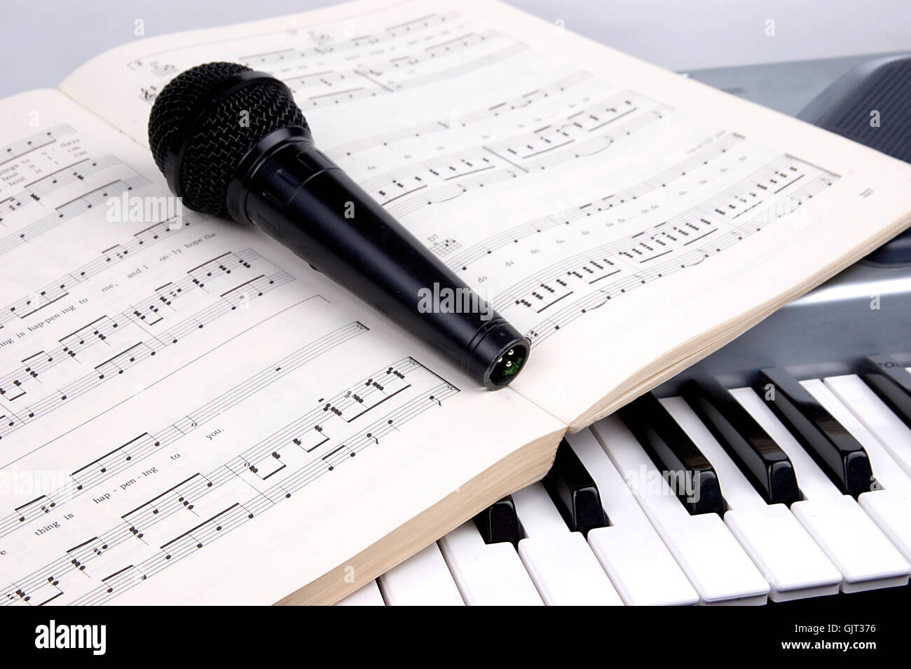 keyboard music notes Stock Photo Alamy