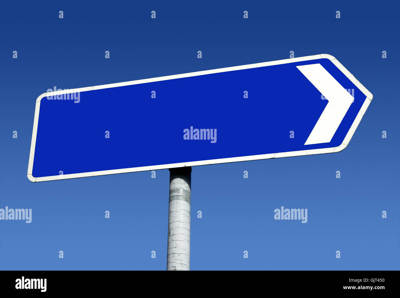 blue signpost right Stock Photo - Alamy