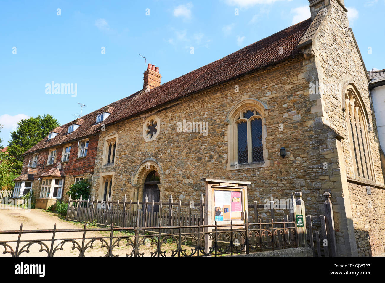 Chantry chapel hi-res stock photography and images - Alamy