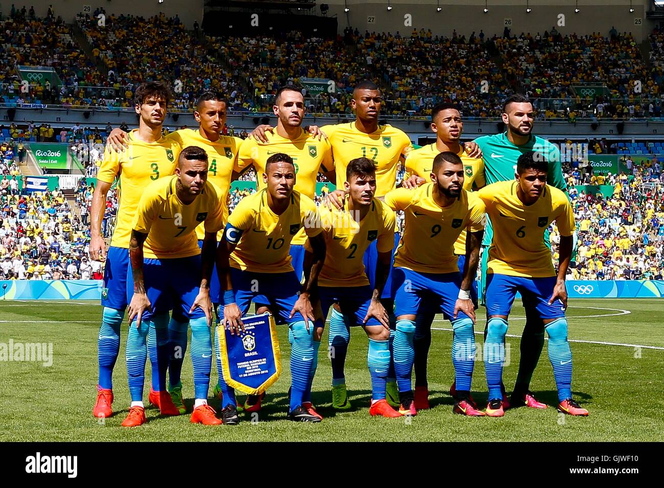 File:Brazil men's football team 2016 Olympics.jpg - Wikimedia Commons