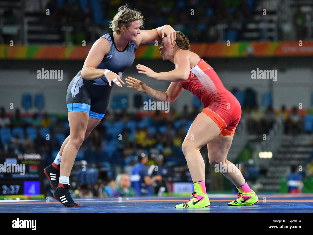 Rio de Janeiro, Brazil. 18th Aug, 2016. Maria Selmaier (L) of Germany in  action against Elizabeth Erica Wiebe of Canada during the Women's Freestyle  75 kg 1/8 Final of the Wrestling events