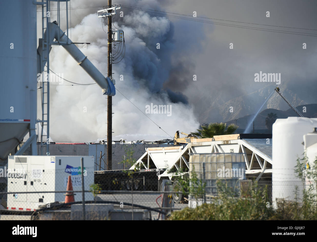 Los Angeles Firefighters battled an industrial fire at a Pick A Part ...