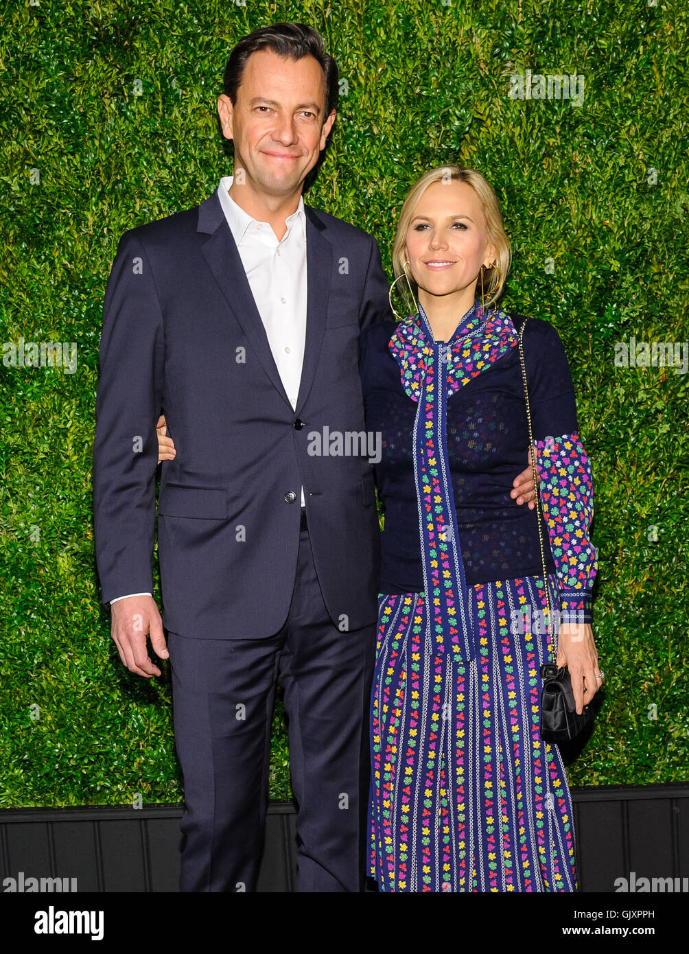 NEW YORK, NY - September 07, 2018: Designer Tory Burch and boyfriend Pierre-Yves  Roussel pose before the Tory Burch Spring Summer 2019 fashion show du Stock  Photo - Alamy