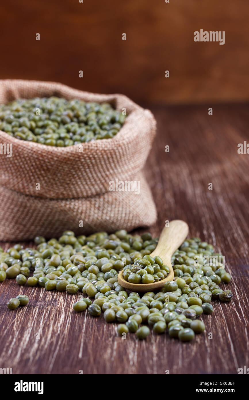 Green mung beans hi-res stock photography and images - Alamy