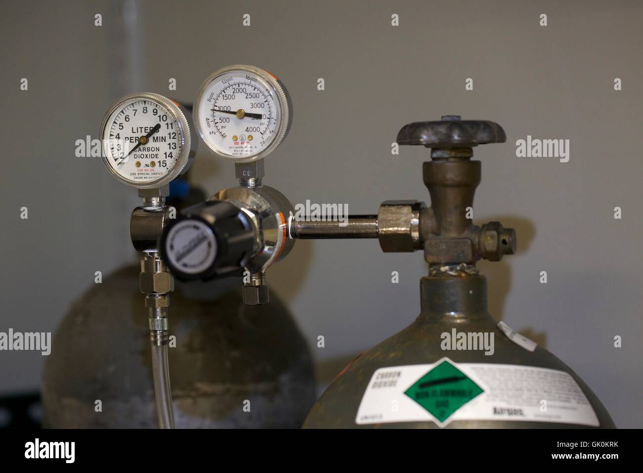 Pressure gauge and valve on carbon dioxide tank Stock Photo Alamy