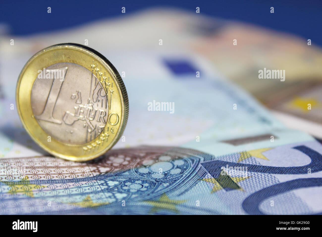 Euro coin note hi-res stock photography and images - Alamy