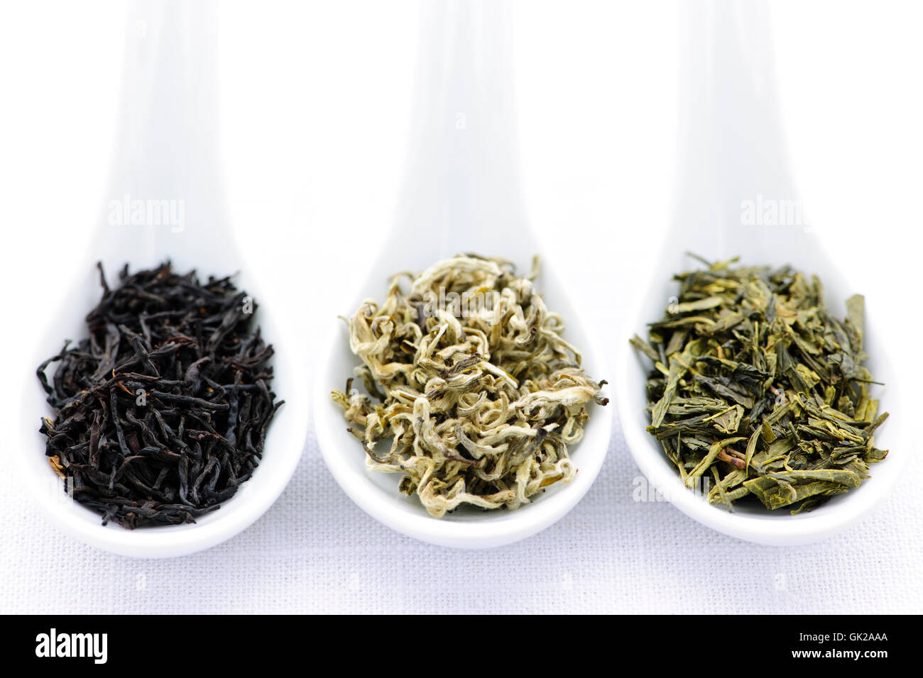 tea leaves black Stock Photo Alamy