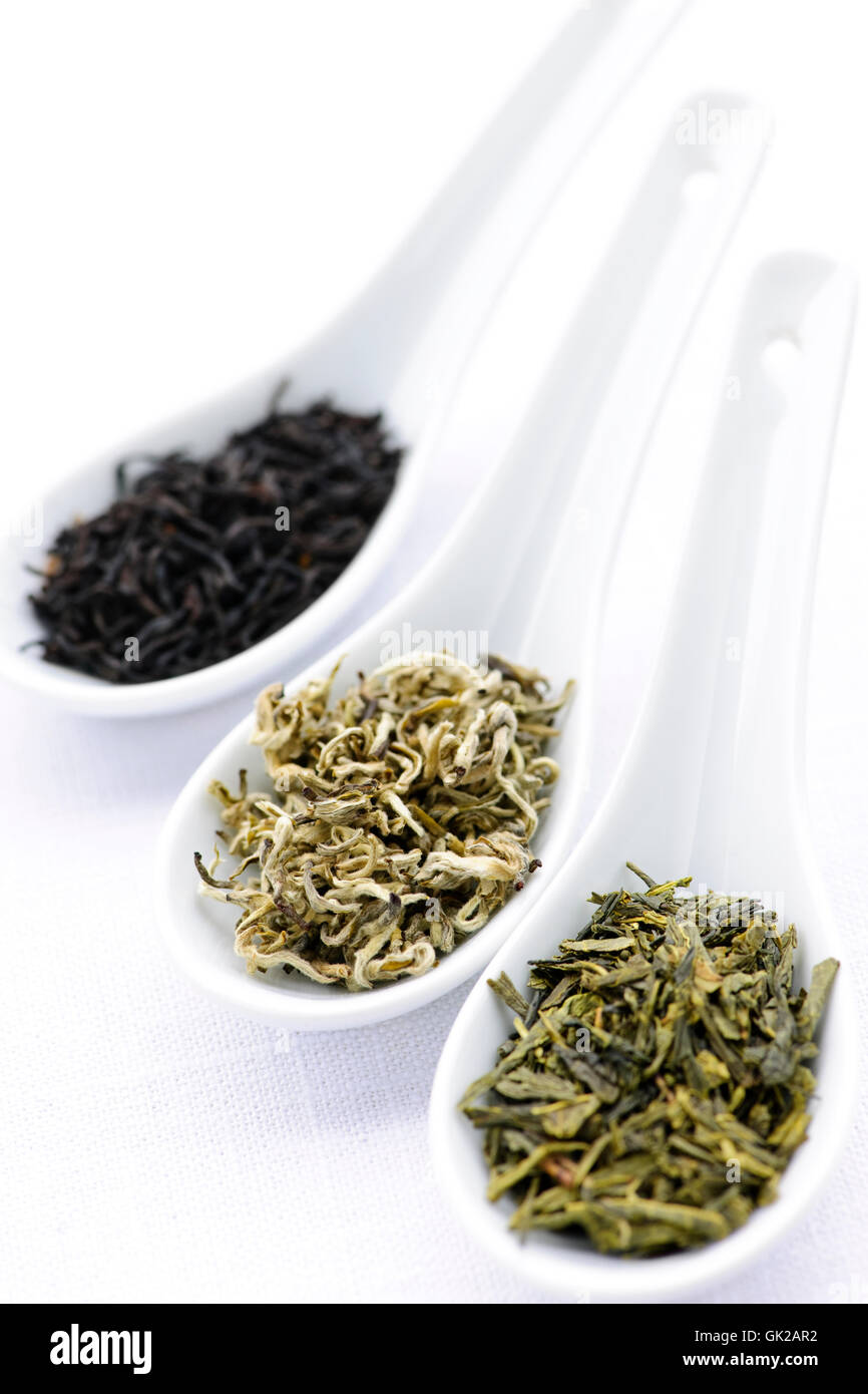 tea leaves black Stock Photo Alamy