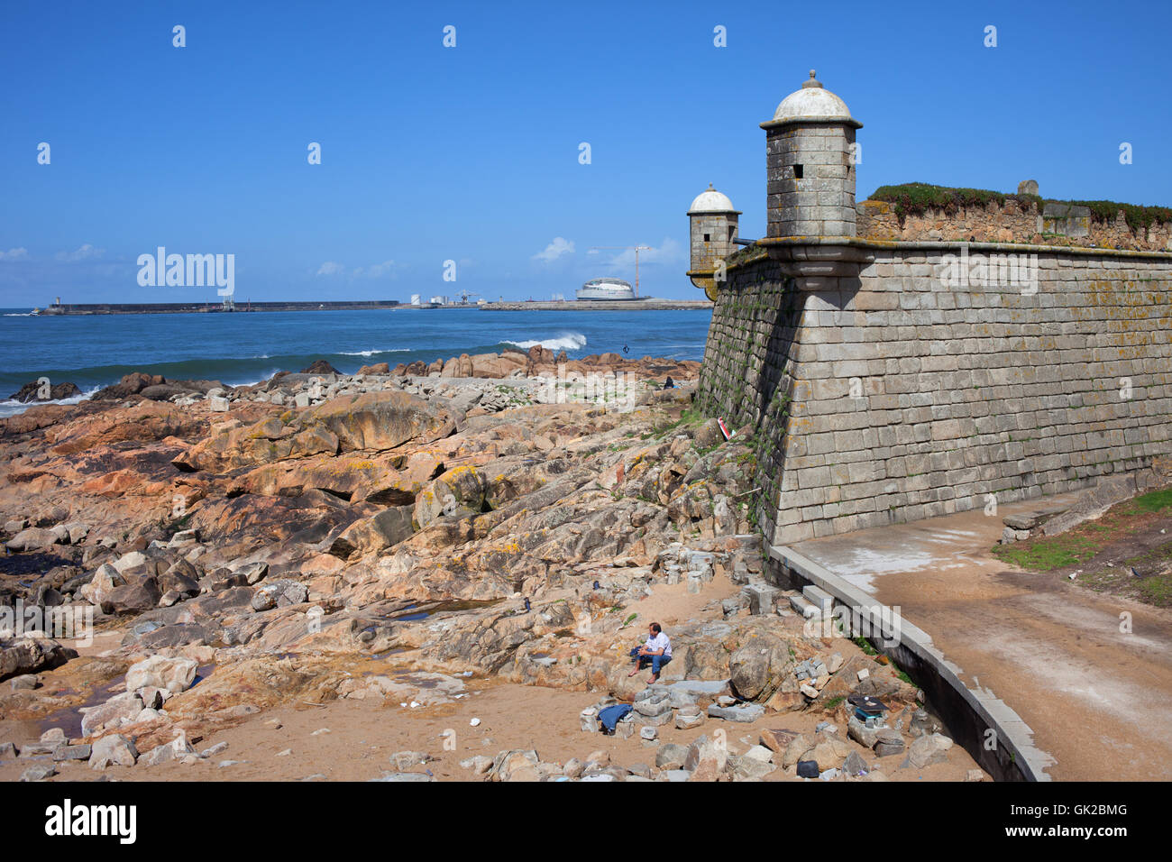 Queijo Castle (Forte de Sao Francisco Xavier) by the Atlantic Ocean in Porto municipality, Portugal Stock Photo