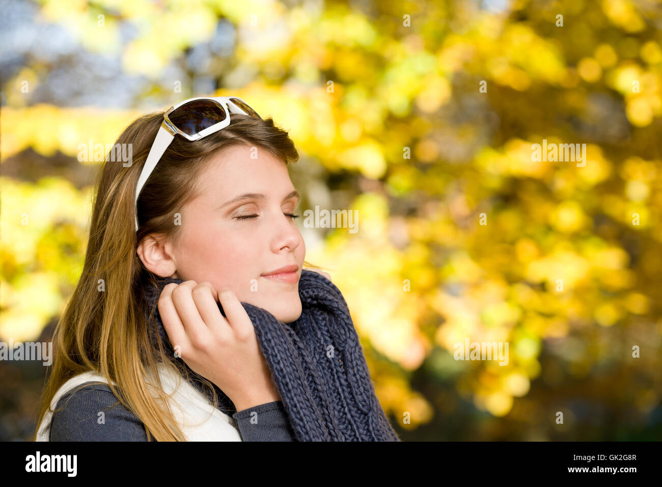 woman fashion park Stock Photo Alamy