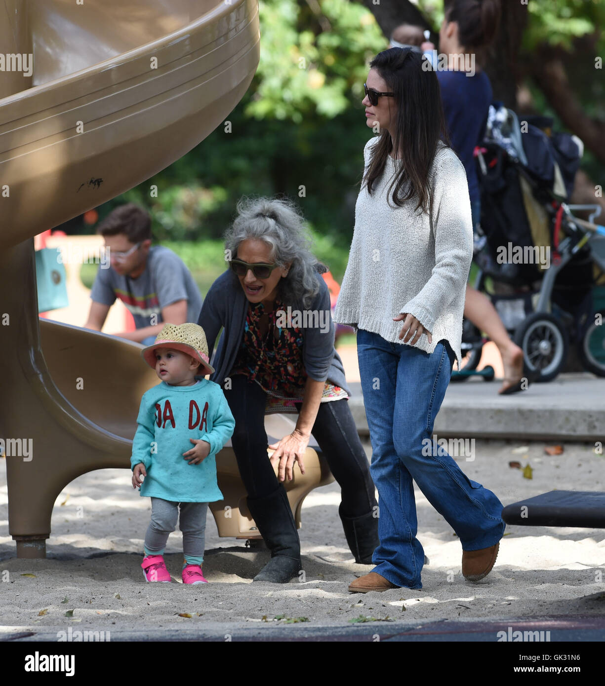 Rachel Bilson takes her daughter Briar Rose to the park Featuring