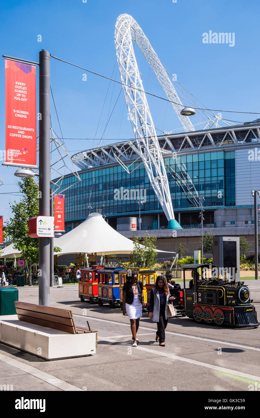 Wembley Stadium & London Designer Outlet, Wembley Park, Borough Of ...