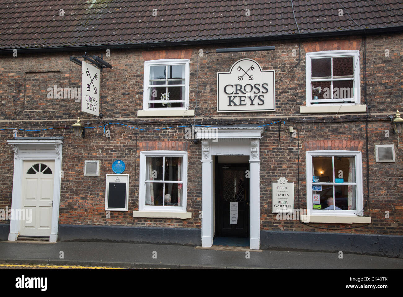 The cross keys pub hires stock photography and images Alamy