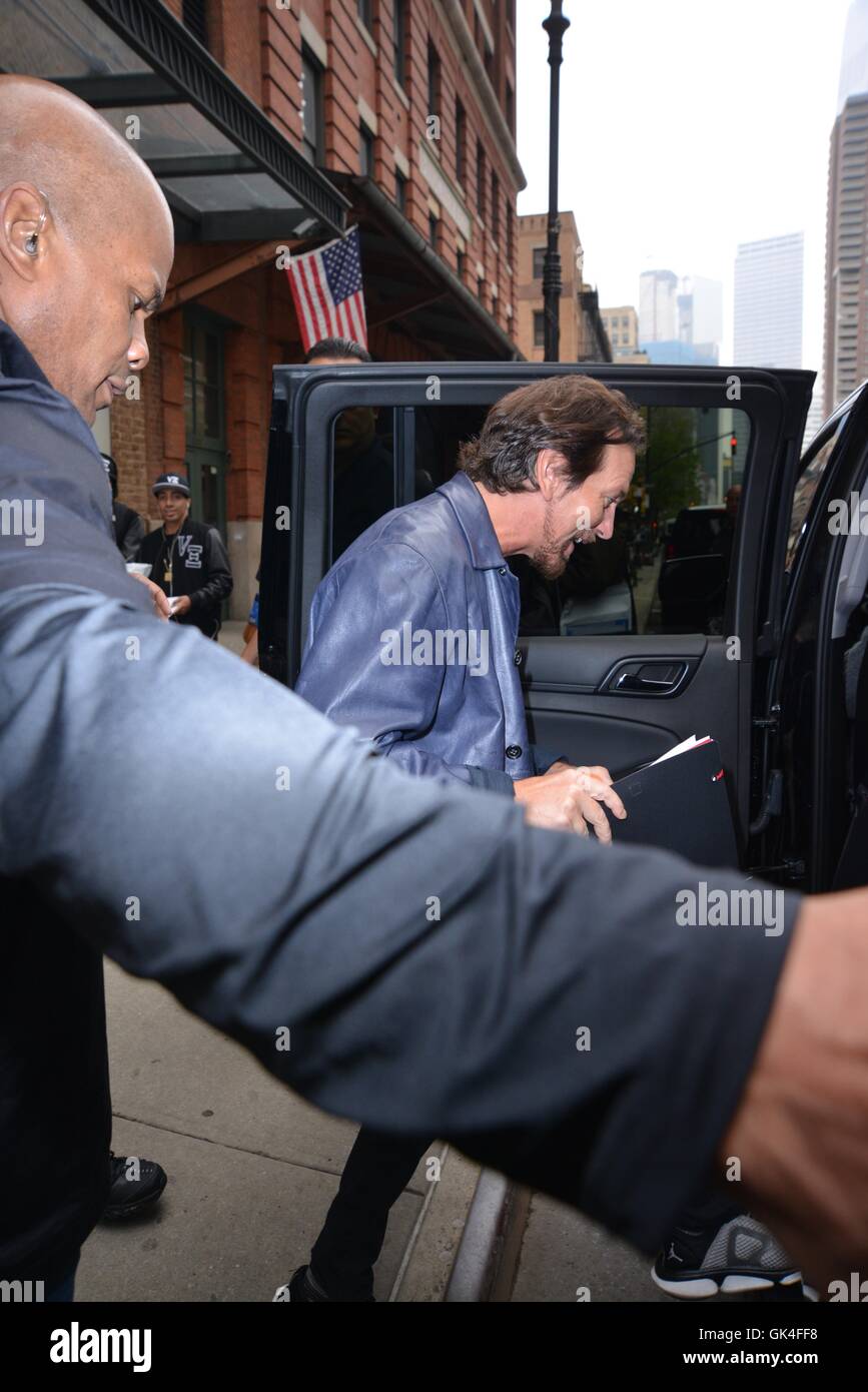 Eddie Vedder leaving his hotel Featuring: Eddie Vedder Where: Manhattan