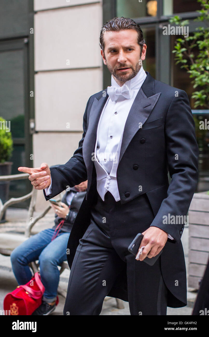 Bradley Cooper heading to the 2016 Met Gala Featuring Bradley Cooper