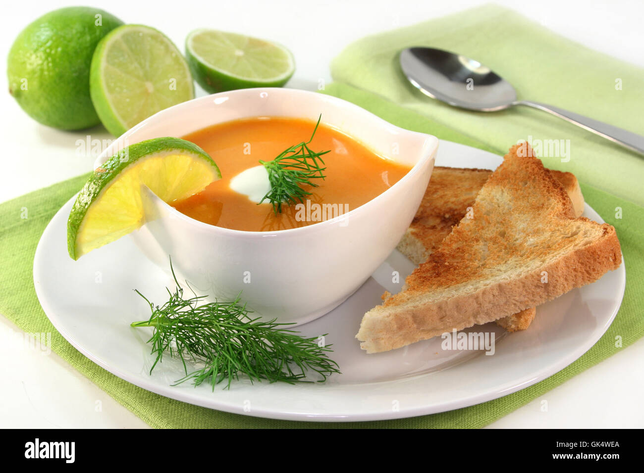 Lachscremesuppe hi-res stock photography and images - Alamy