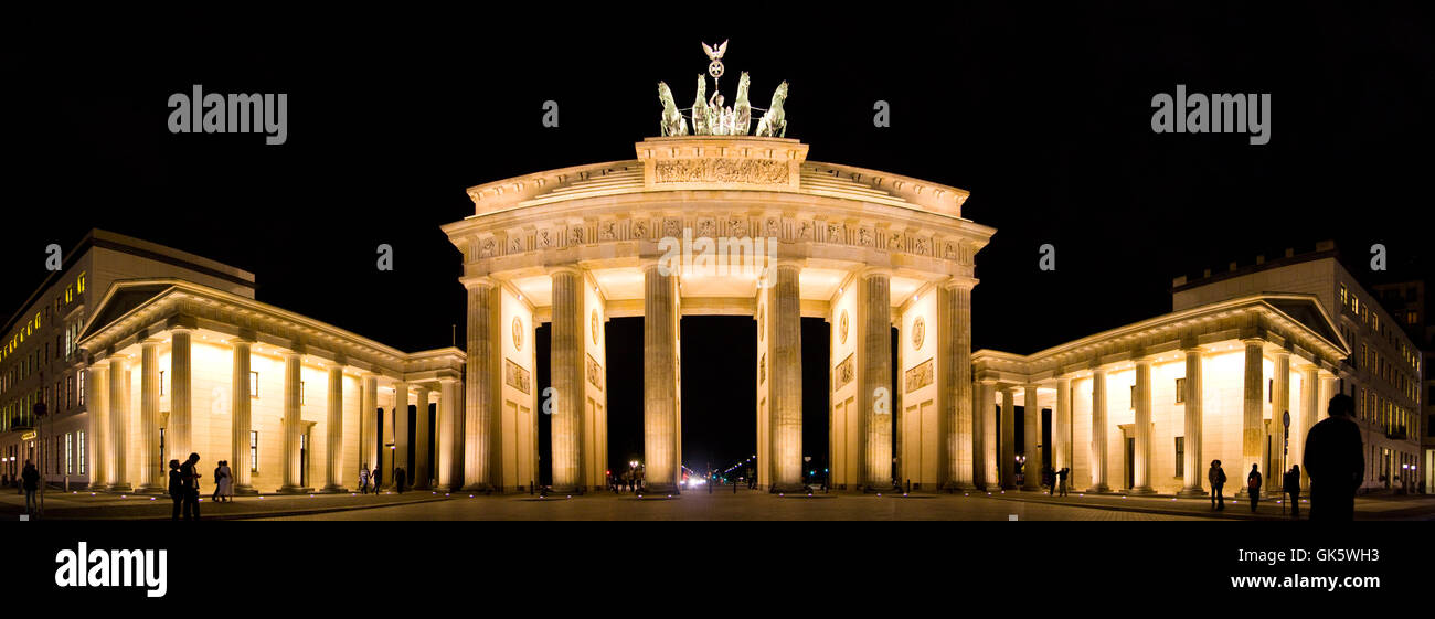 Berlin tourism hi-res stock photography and images - Alamy