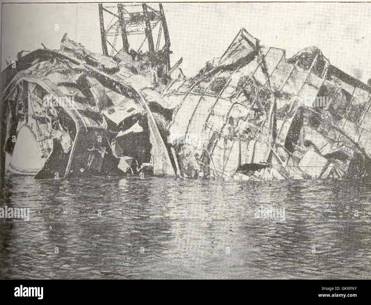 Battleship disaster hi-res stock photography and images - Alamy