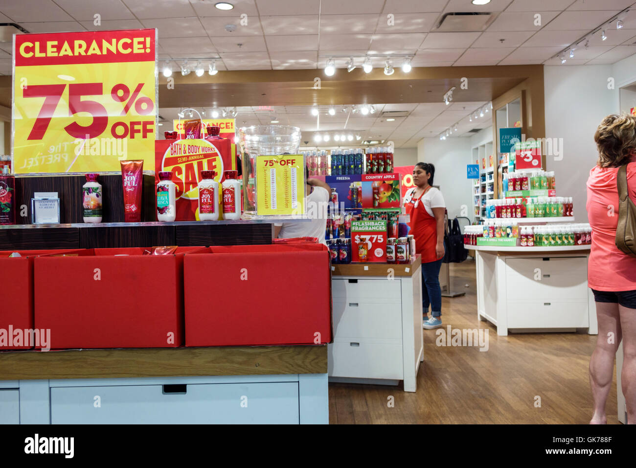 naples florida coastland center shopping mall shopping center stock bath and body works landmark mall