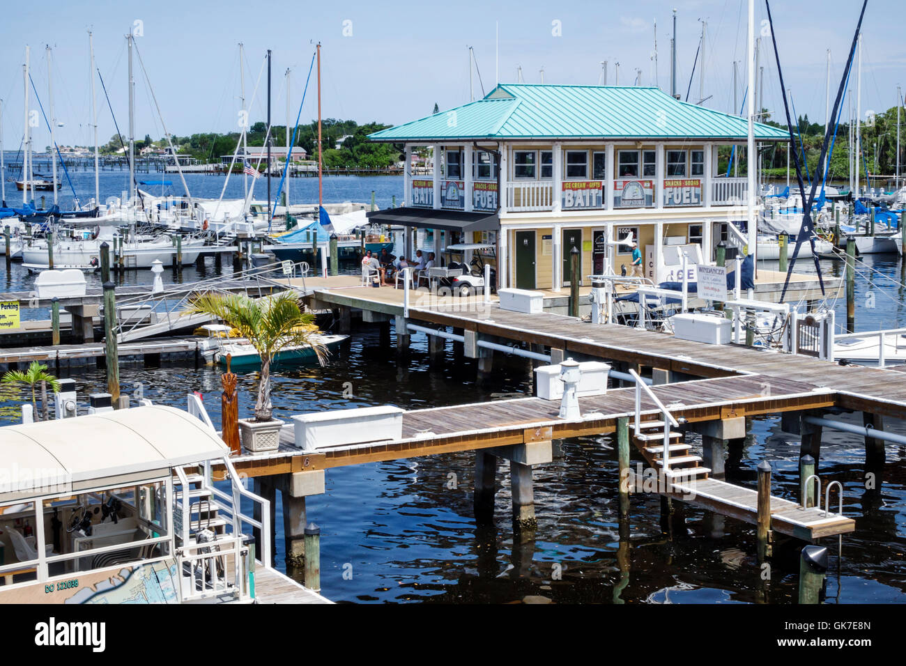Bradenton Florida Palmetto Manatee River Regatta Pointe Marina store