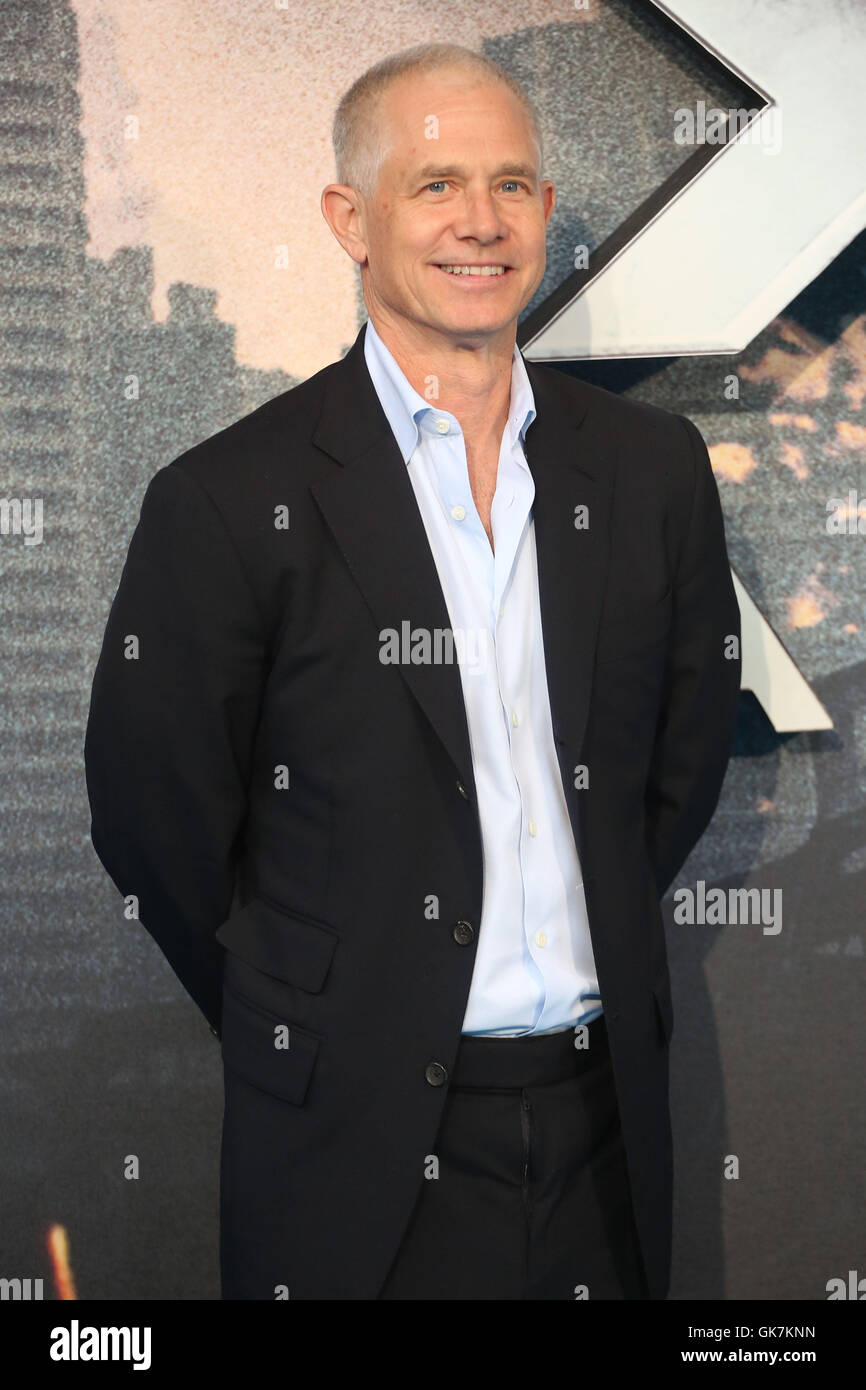 The UK premiere and fan screening of 'X-Men: Apocalypse' at the BFI IMAX - Arrivals  Featuring: Hutch Parker Where: London, United Kingdom When: 09 May 2016 Stock Photo