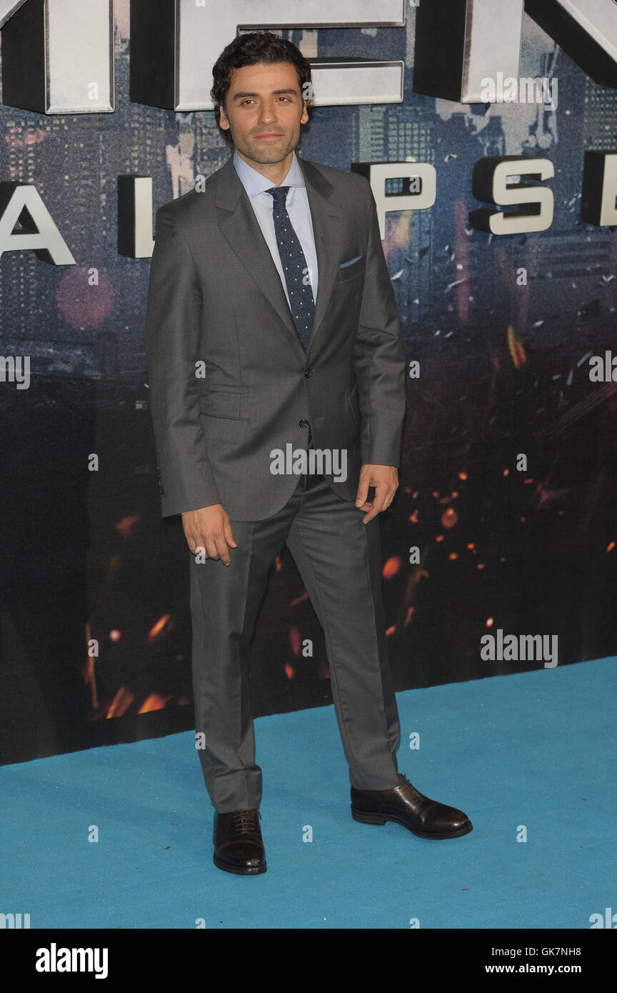 Oscar isaac x men apocalypse hi-res stock photography and images - Alamy