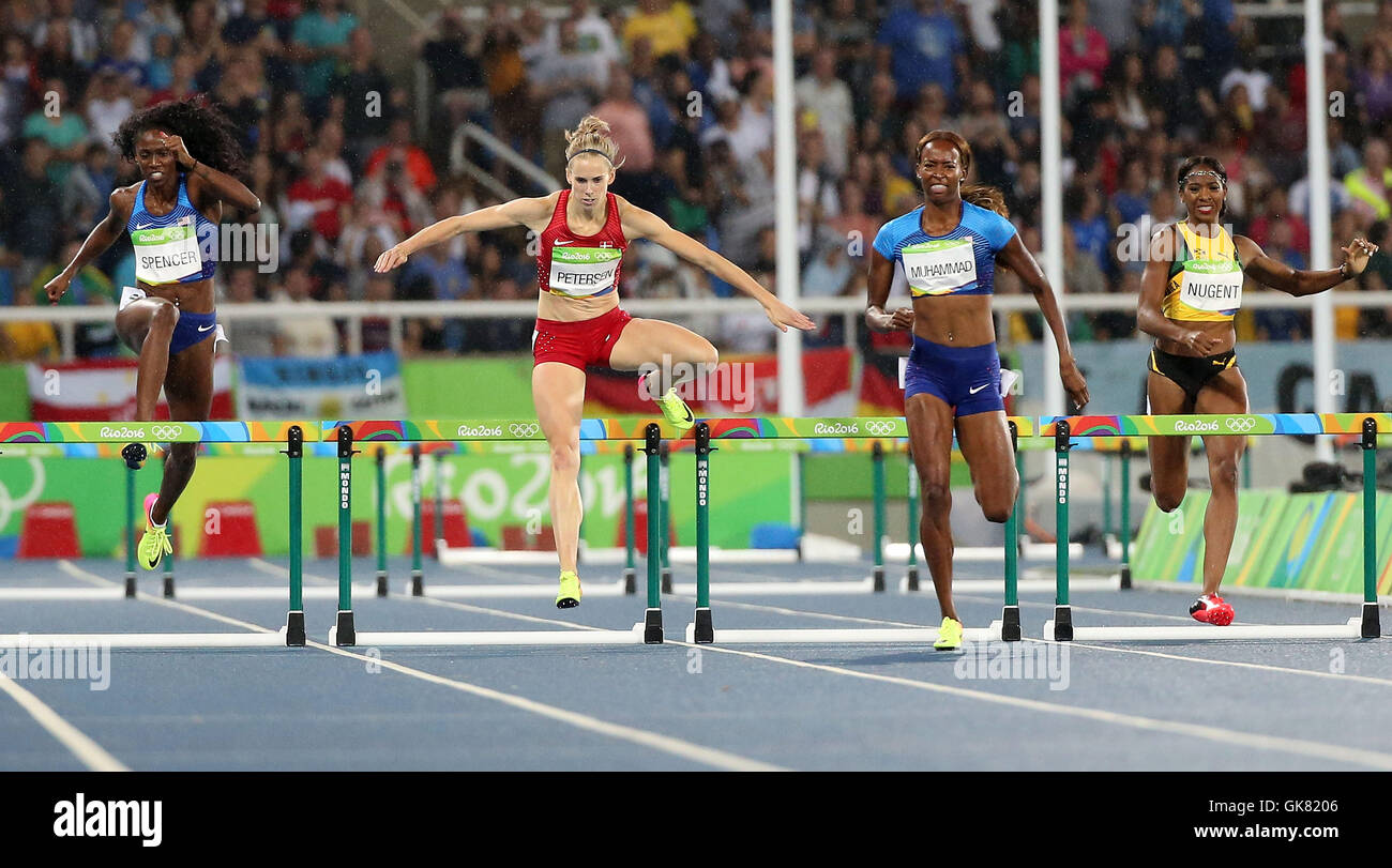 Rio De Janeiro, Brazil. 18th Aug, 2016. Dalilah Muhammad (2nd, R) of the United States of America, Denmark's Sara Slott Peterson (2nd, L), Ashley Spencer (1st, L) f the United States of America compete during the women's 400m hurdles final of Athletics at the 2016 Rio Olympic Games in Rio de Janeiro, Brazil, on Aug. 18, 2016. Credit:  Li Ming/Xinhua/Alamy Live News Stock Photo