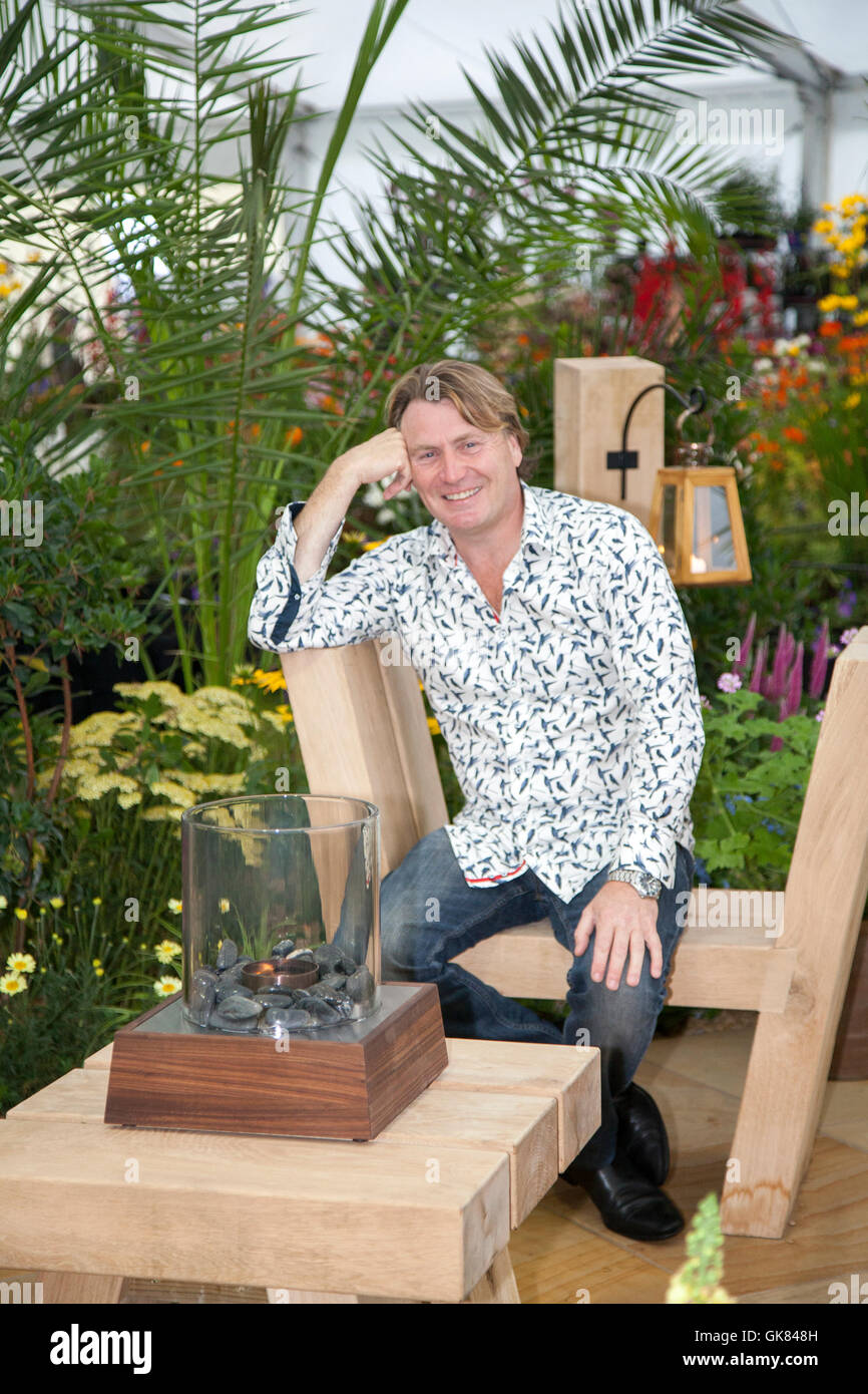 Southport, Merseyside, UK. 19th August, 2016. TV Gardener and Broadcaster David Domoney at the Southport Flower Show which is the largest independent horticultural event in England, and is expecting thousands of visitors over the four day event. Credit:  Cernan Elias/Alamy Live News Stock Photo