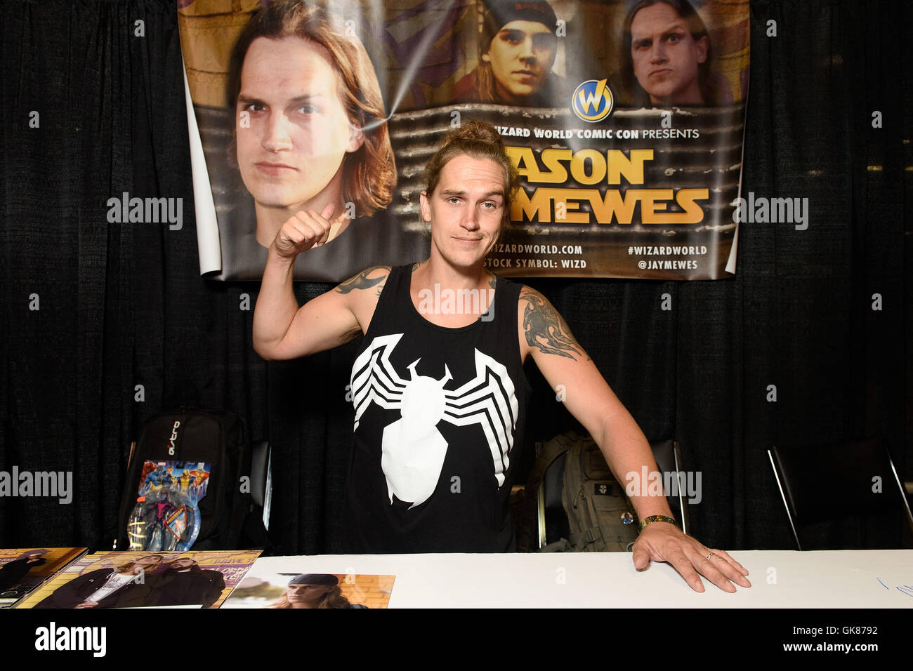 Chicago, Illinois, USA. 18th August 2016. Jason Mewes attends the Wizard World Chicago Comic Con at Donald E. Stephens Convention Center in Rosemont, IL. Credit:  Daniel Boczarski/Alamy Live News Stock Photo