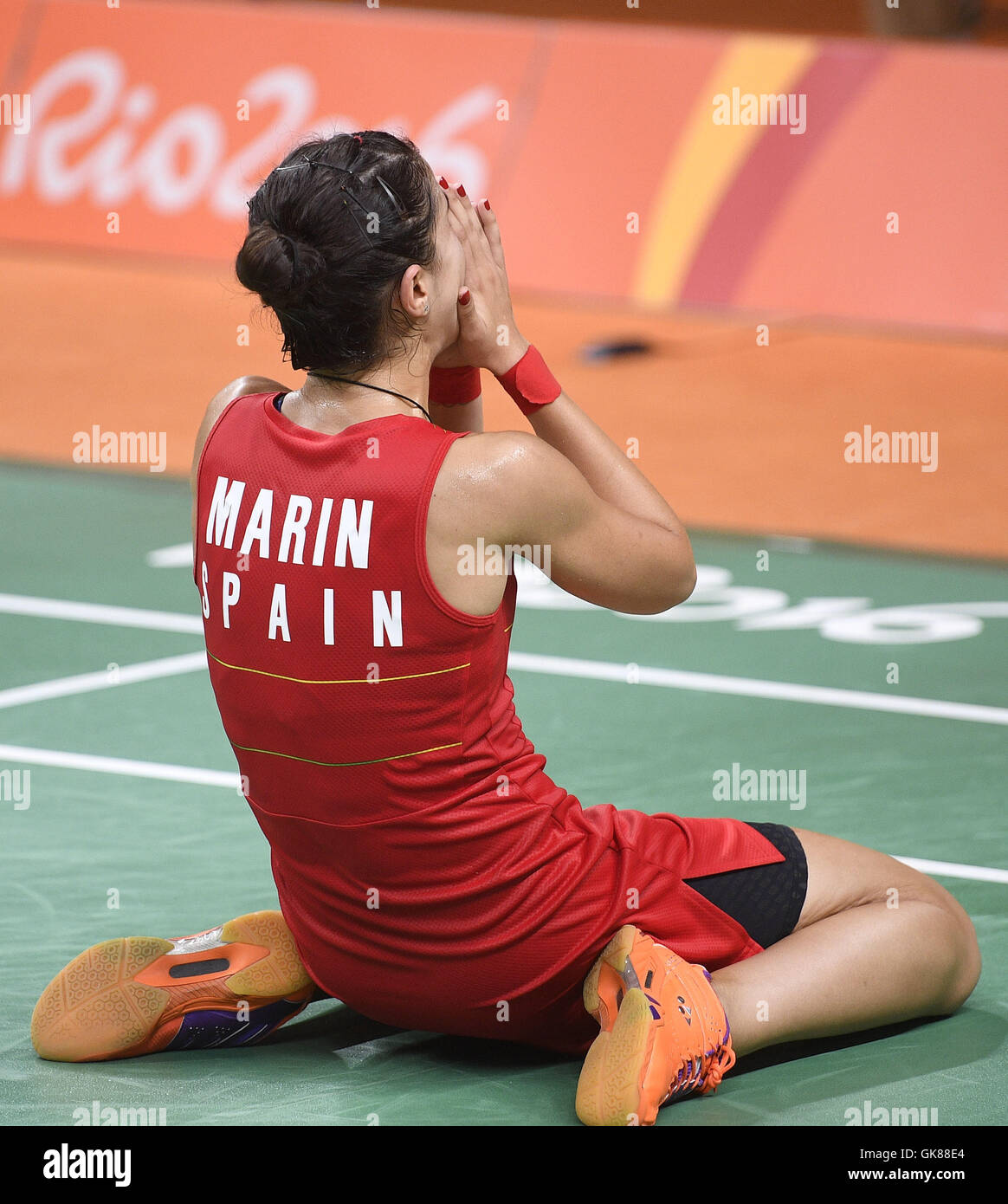 Rio De Janeiro, Brazil. 19th Aug, 2016. Spain's Carolina Marin celebrates after the women's singles badminton gold medal match against India's Pusarla V. Sindhu at the 2016 Rio Olympic Games in Rio de Janeiro, Brazil, on Aug. 19, 2016. Carolina Marin won the gold medal. Credit:  Wang Peng/Xinhua/Alamy Live News Stock Photo